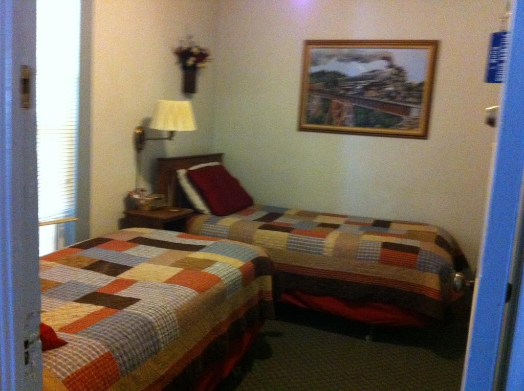 Pullman House Inn Portola Δωμάτιο φωτογραφία
